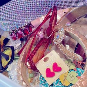 LATE NIGHT ACCESSORY BUNDLES & GIVEAWAYS!!!